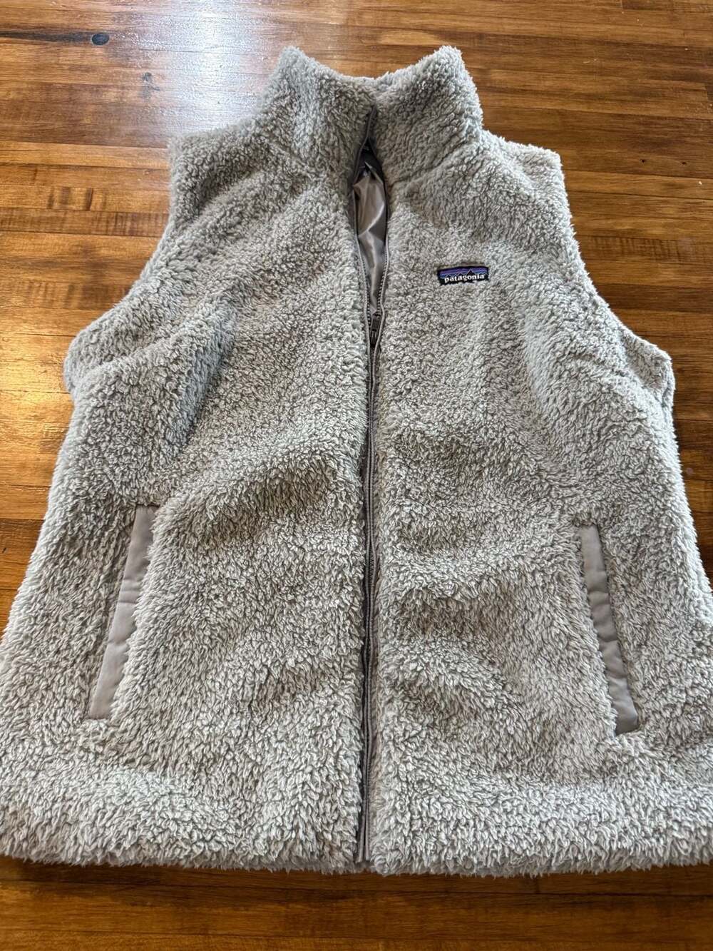 Patagonia Women's Los Gatos Fuzzy Fleece Vest - Grey - Size XL
